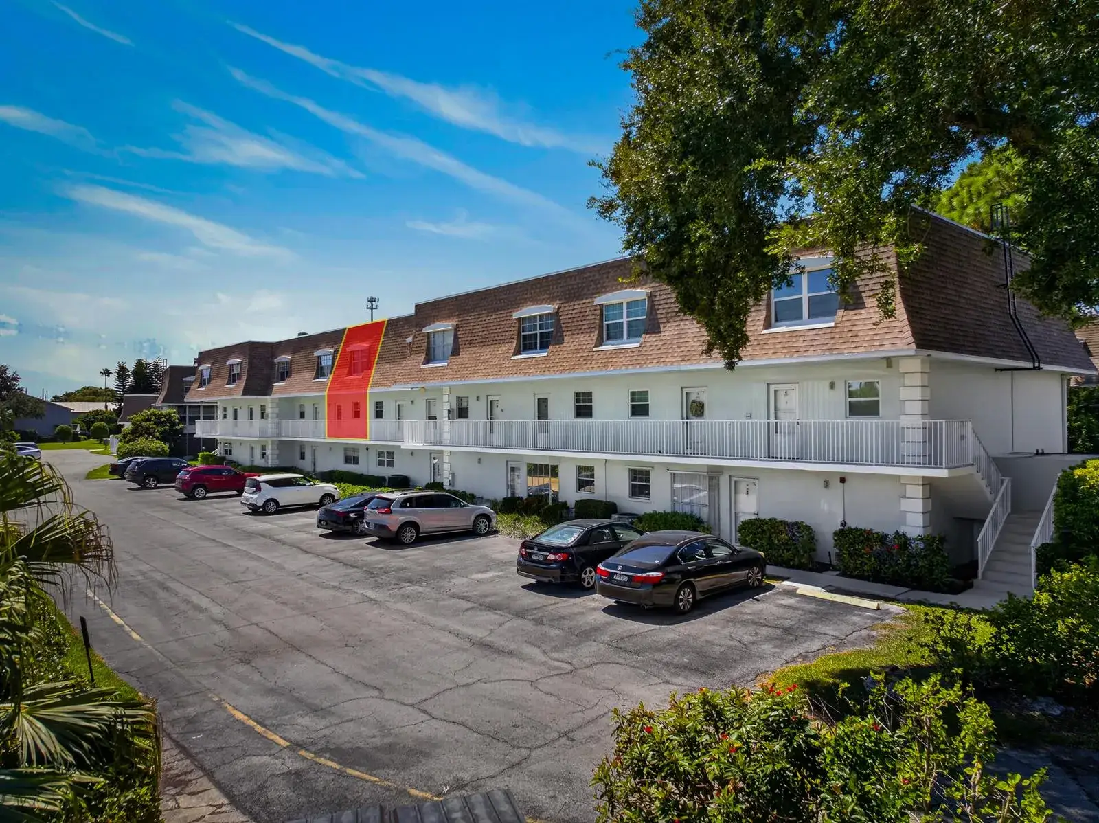 1901 INDIAN RIVER Boulevard # C207, Vero Beach FL 32960