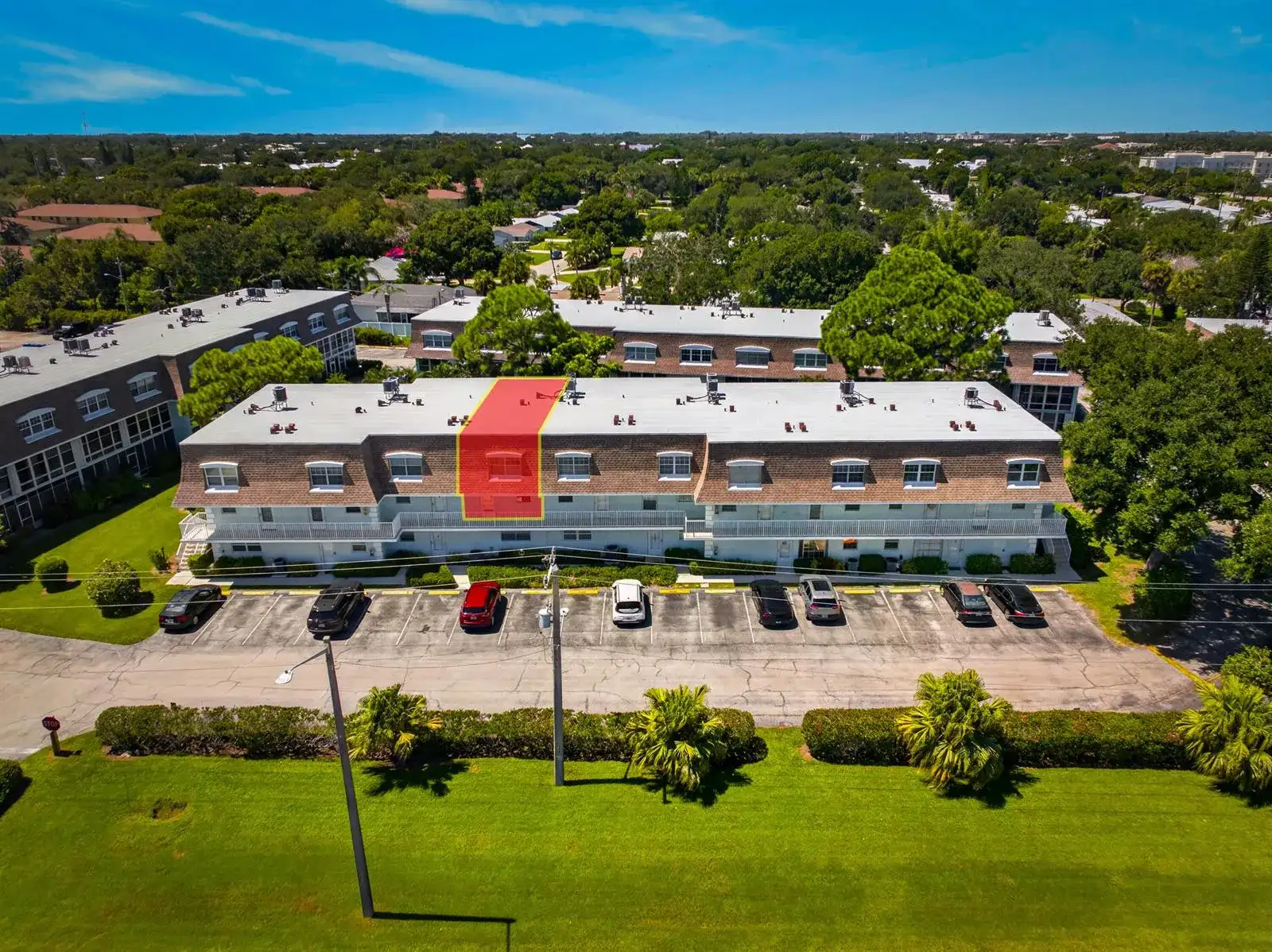 1901 INDIAN RIVER Boulevard # C207, Vero Beach FL 32960 photo 2