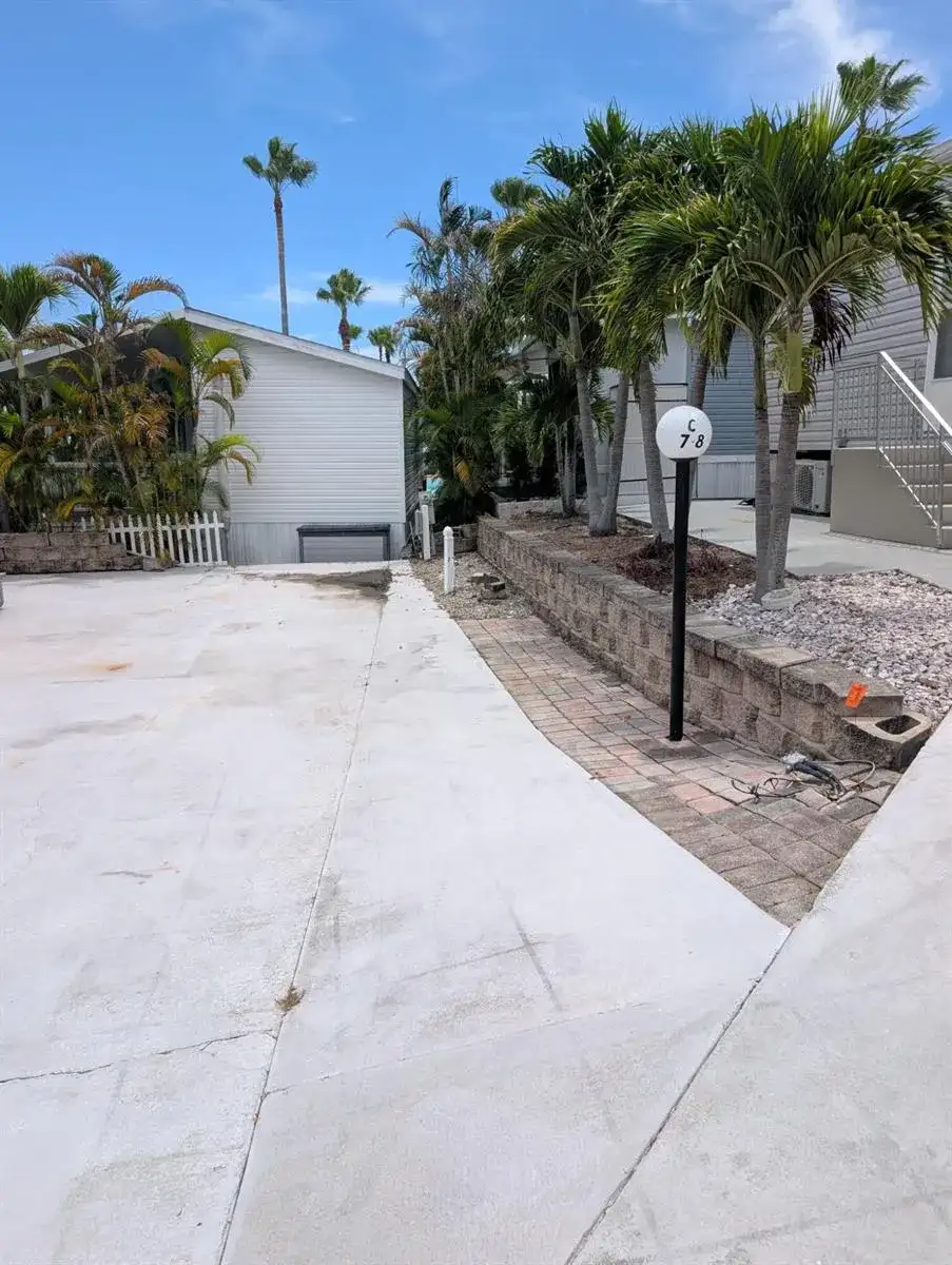 900 JUNO OCEAN Walk, Juno Beach FL 33408 photo 4