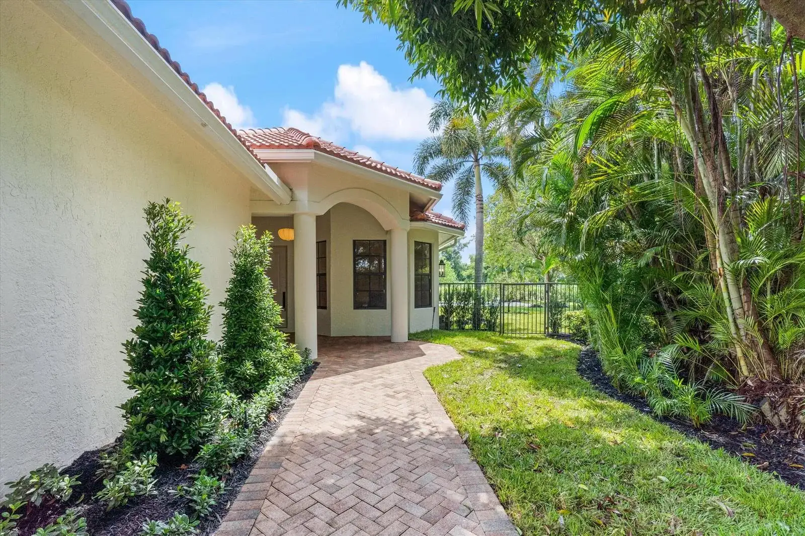2991 TWIN OAKS Way, Wellington FL 33414 photo 5