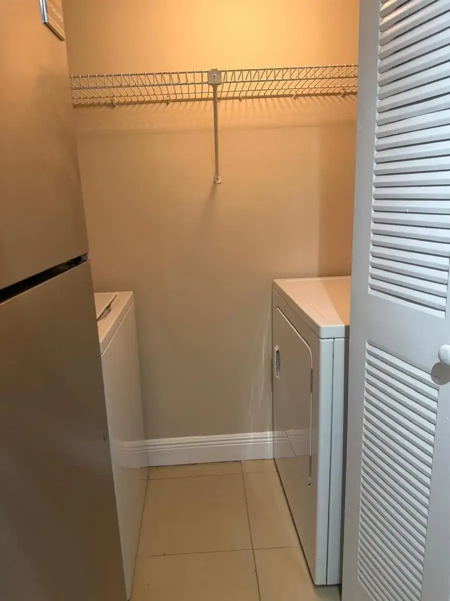 9901 WESTVIEW Drive # 324, Coral Springs FL 33076 photo 3