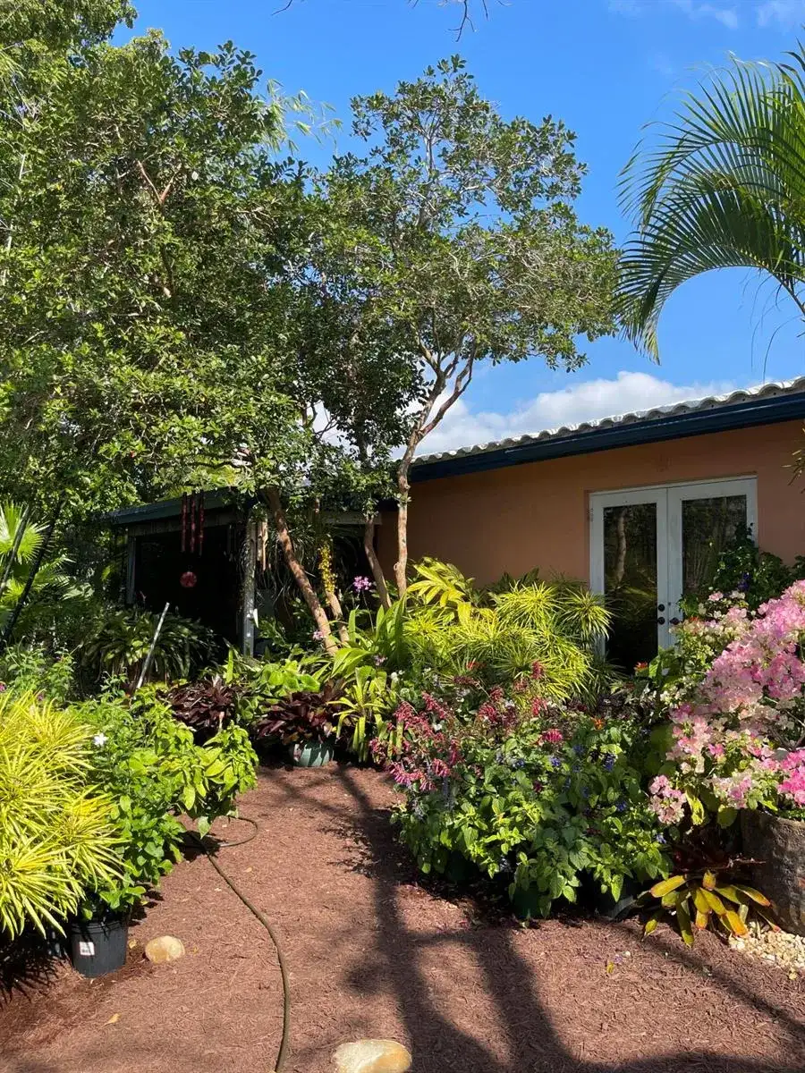 445 NW 8th Street, Boca Raton FL 33432 photo 3