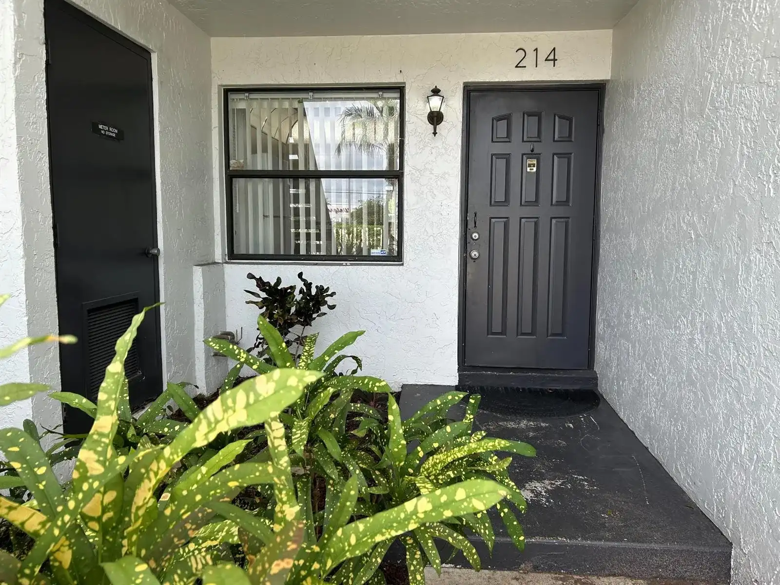 1284 S Military Trail # 214, Deerfield Beach FL 33442