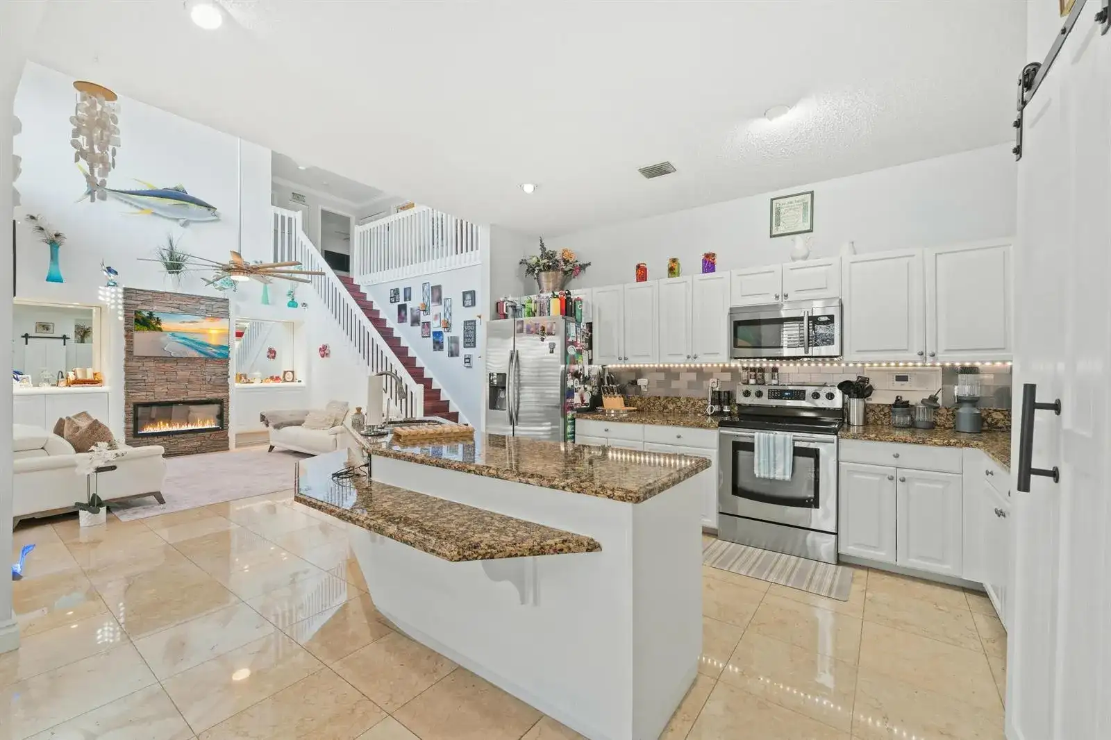 7202 CATALINA ISLE Drive, Lake Worth FL 33467 photo 5