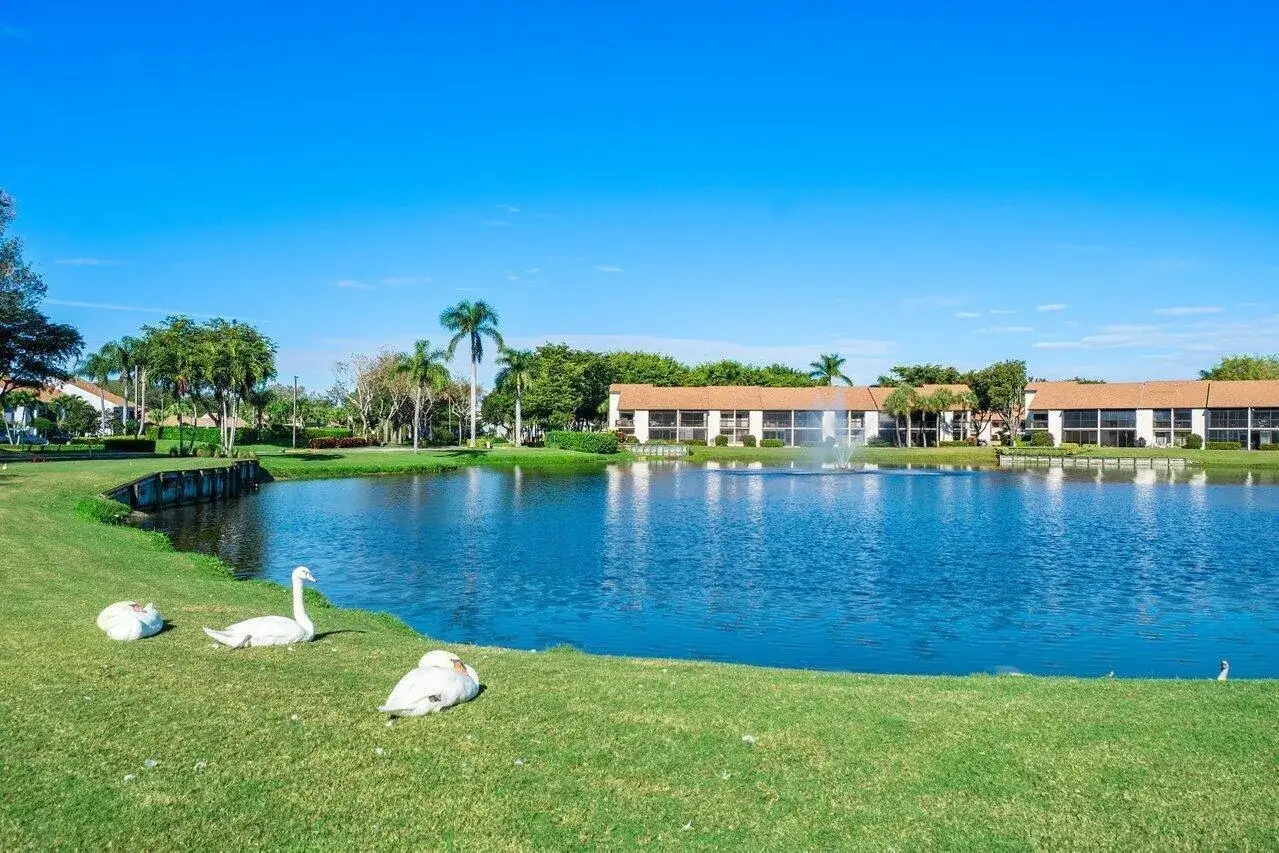5355 10th Fairway Drive # 2, Delray Beach FL 33484