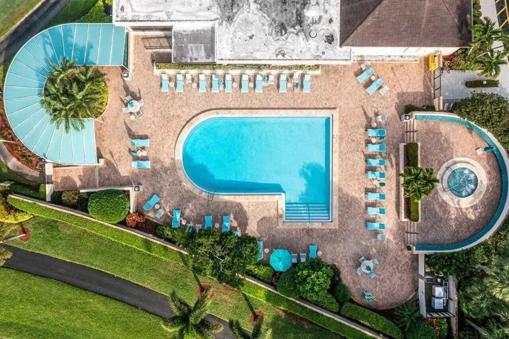 5355 10th Fairway Drive # 2, Delray Beach FL 33484 photo 3
