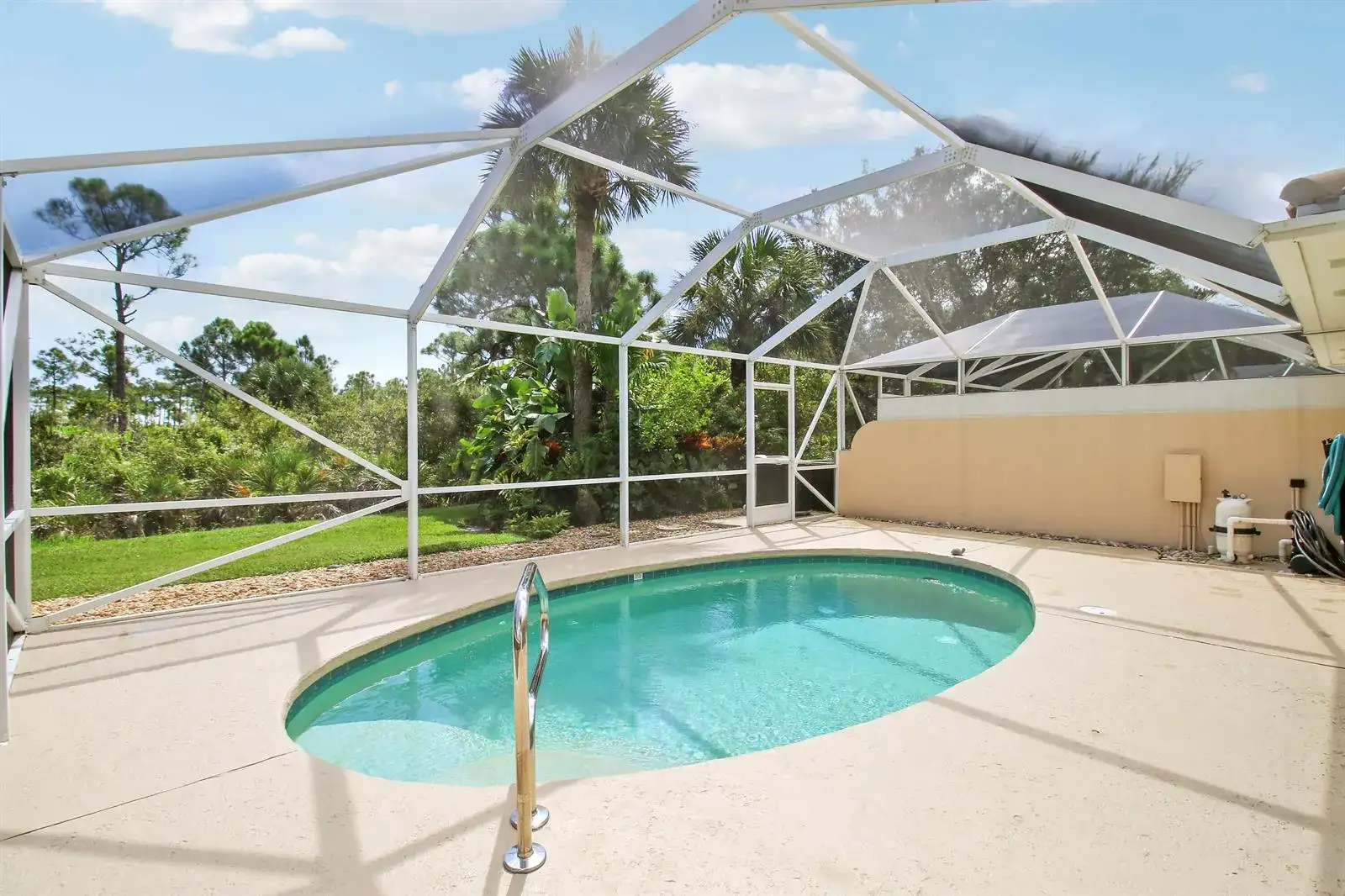 8863 SE Retreat Drive, Hobe Sound FL 33455 photo 3