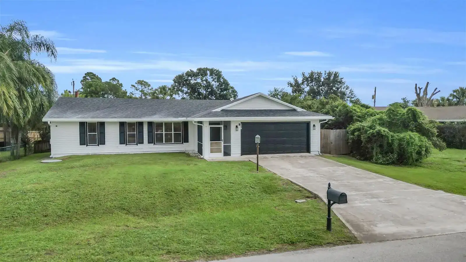 967 SW Sultan Drive, Port St. Lucie FL 34953 photo 2