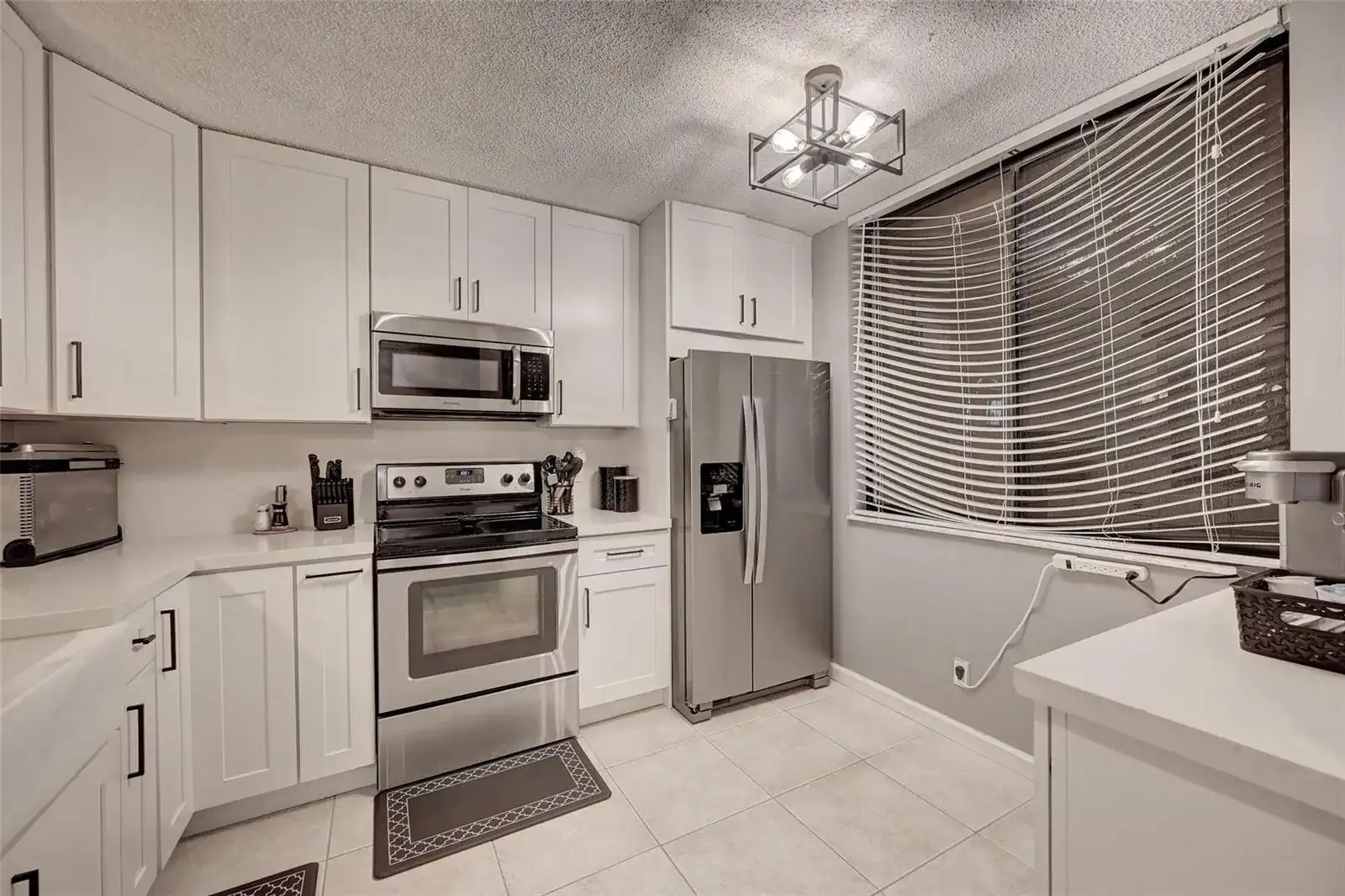 8592 W Sunrise Boulevard Unit 206, Plantation FL 33322