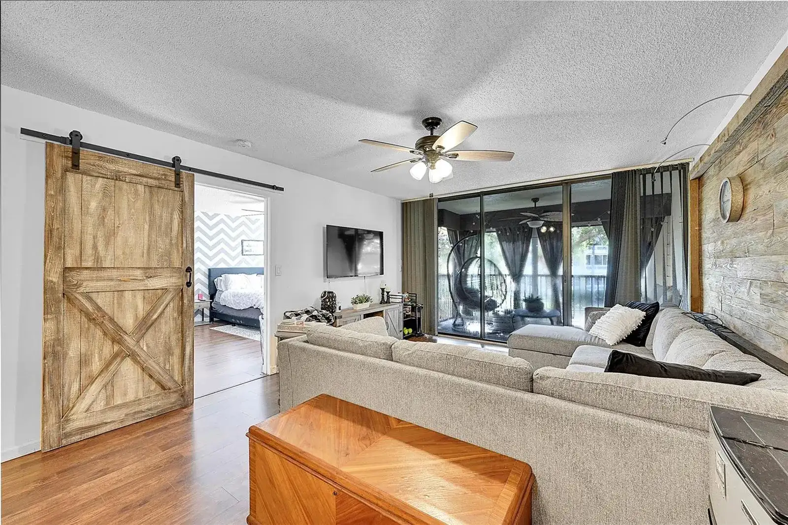 8592 W Sunrise Boulevard Unit 206, Plantation FL 33322 photo 5