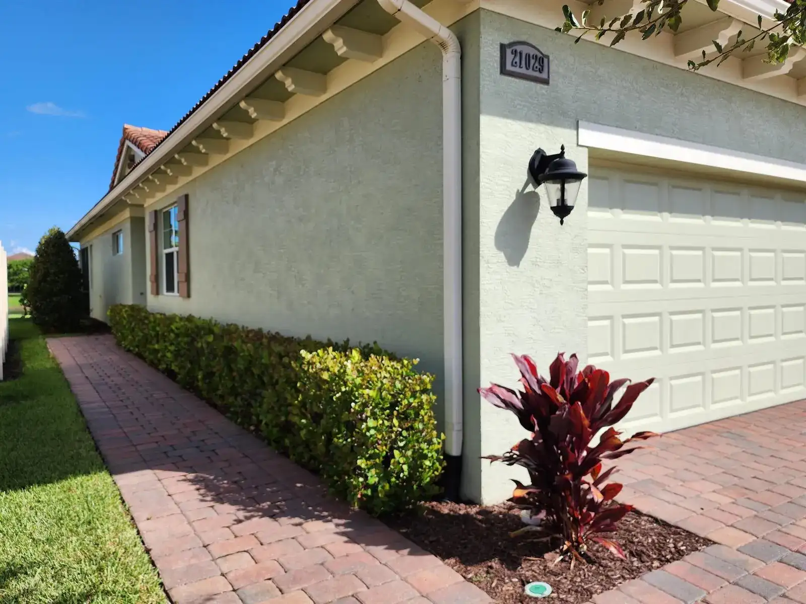 21029 SW MODENA Way, Port St. Lucie FL 34986 photo 3