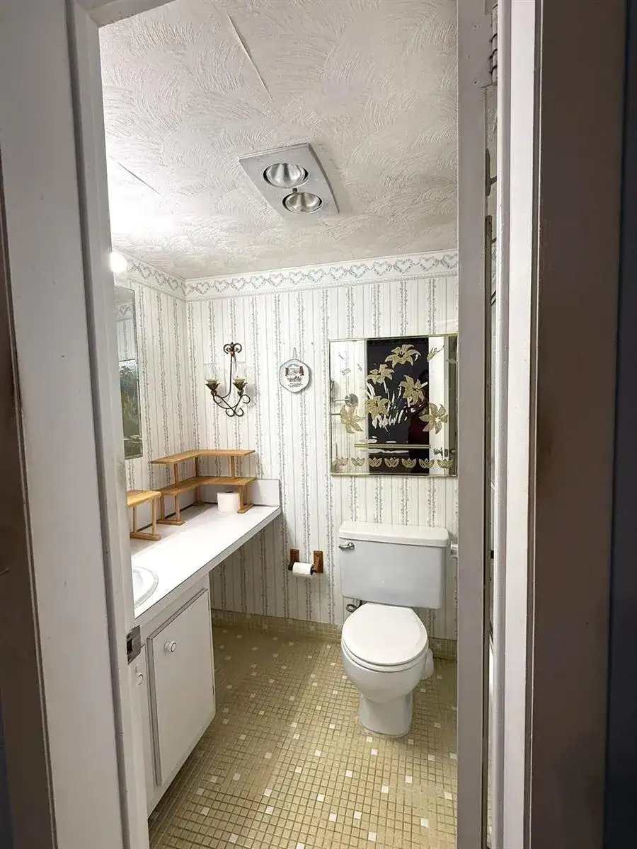 806 SE 7TH Street # 308, Deerfield Beach FL 33441 photo 2
