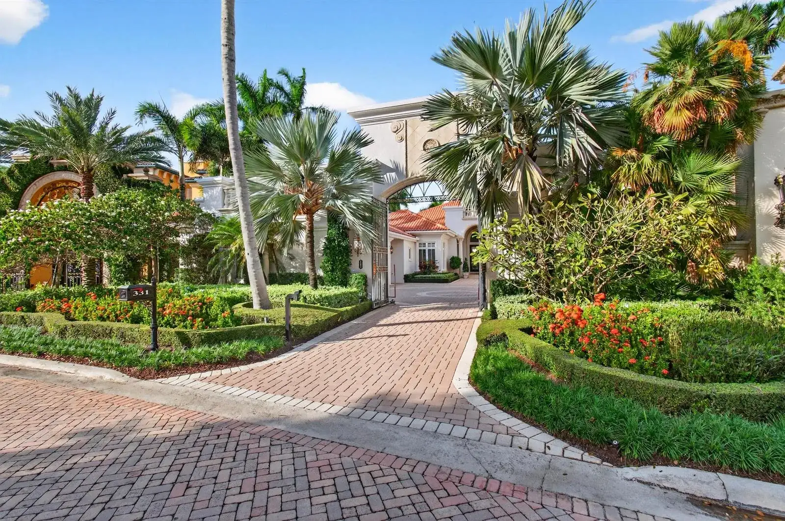 331 MIZNER LAKE ESTATES Drive, Boca Raton FL 33432 photo 3