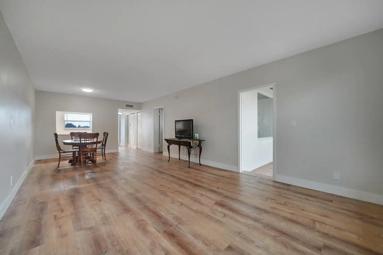 6005 Del Lago Circle # 311, Sunrise FL 33313 photo 2