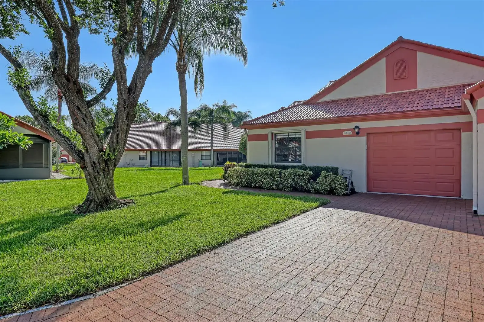 7744 Lexington Club Boulevard, Delray Beach FL 33446 photo 2