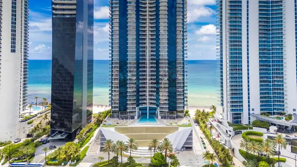 17121 Collins Avenue # 2207, Sunny Isles Beach FL 33160 photo 3