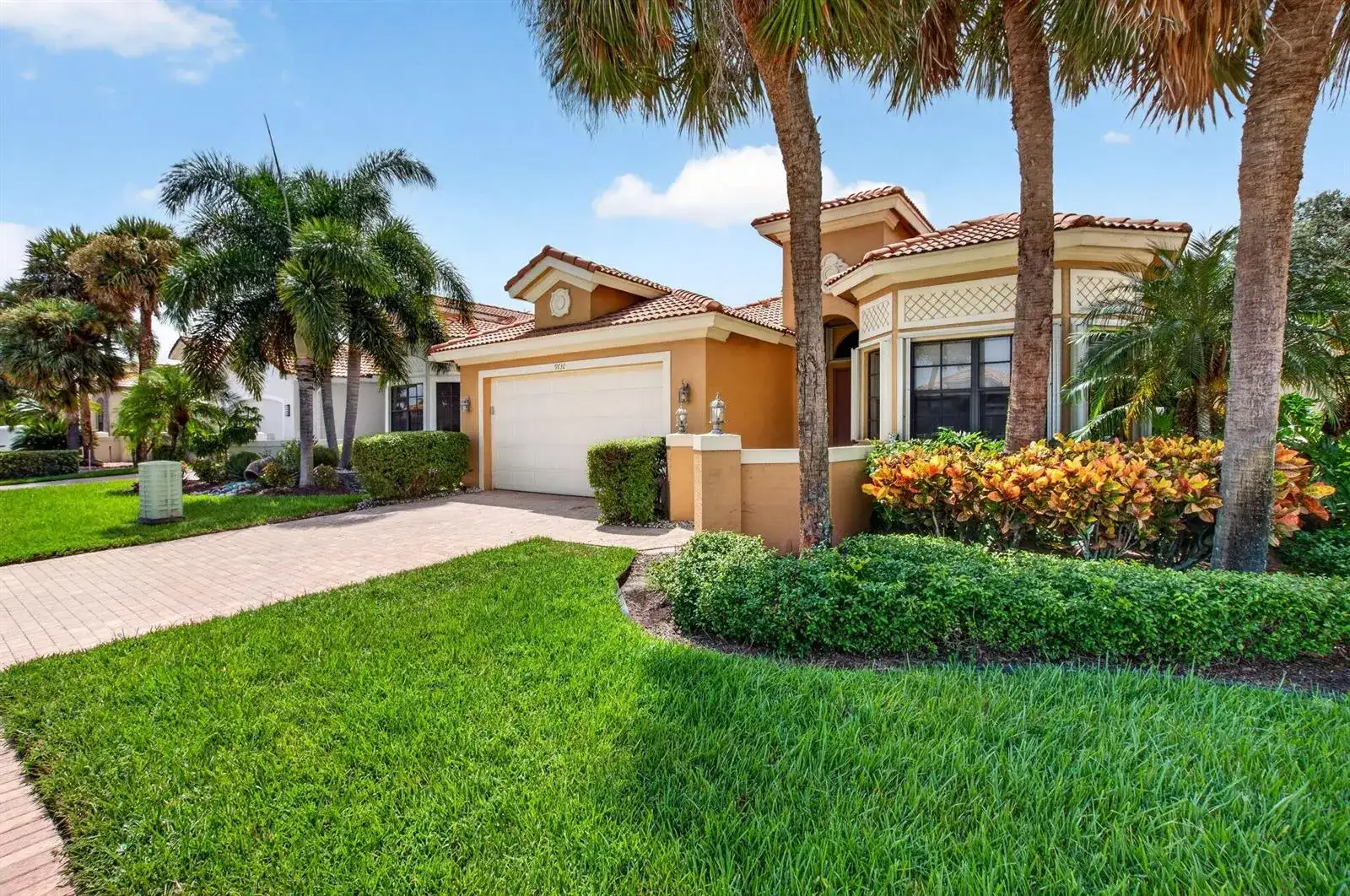 9732 Isles Cay Drive, Delray Beach FL 33446 photo 4