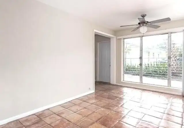 113 N Lakeside Drive, FL 33460 photo 5