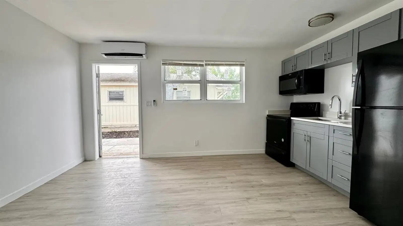 225 S F Street # 7, FL 33460 photo 3