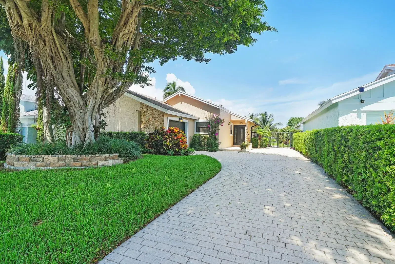 1875 NW 10th Street, Delray Beach FL 33445 photo 2