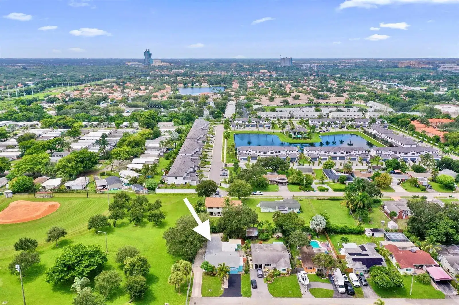 5081 SW 29TH Way, Dania Beach FL 33312 photo 4