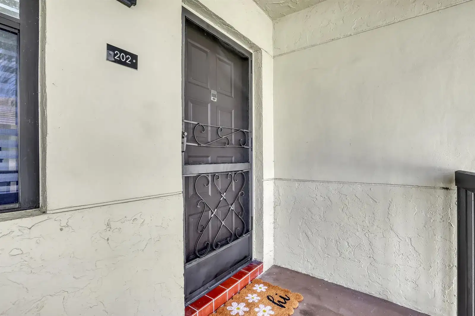 7690 Tahiti Lane # 202, Lake Worth FL 33467 photo 3