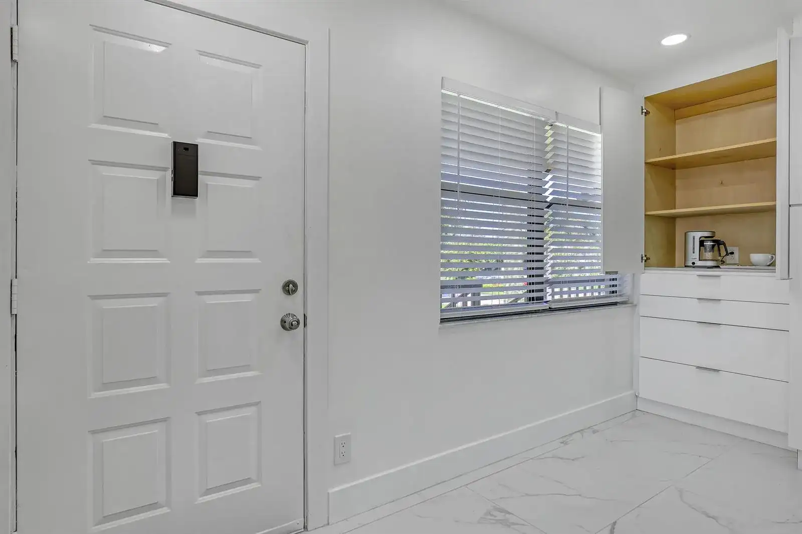 7690 Tahiti Lane # 202, Lake Worth FL 33467 photo 4