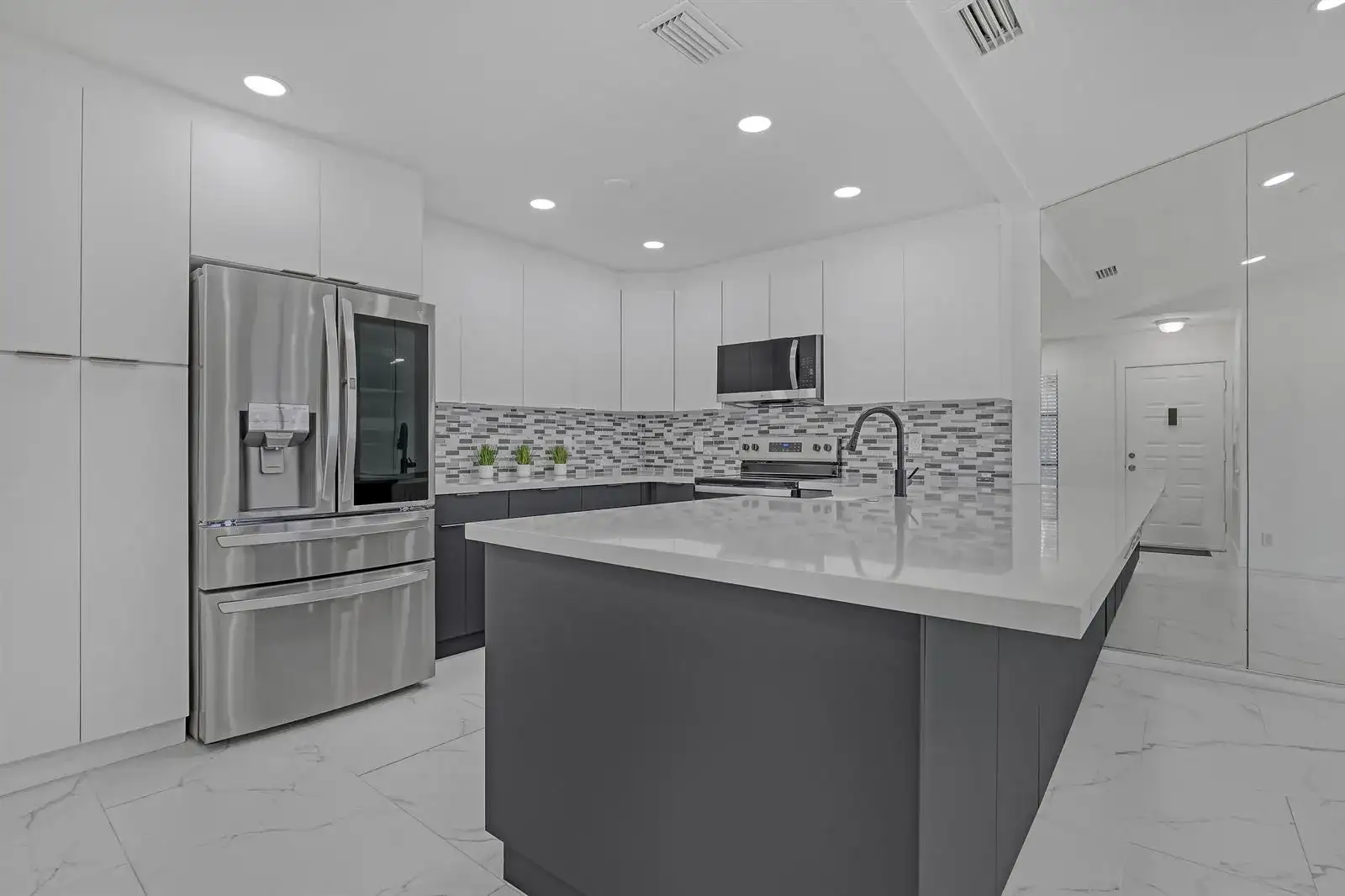7690 Tahiti Lane # 202, Lake Worth FL 33467 photo 5