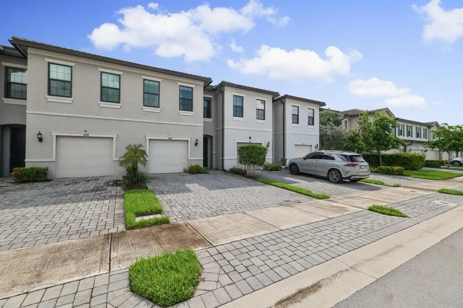 4488 Appleton Circle E, Oakland Park FL 33309 photo 3