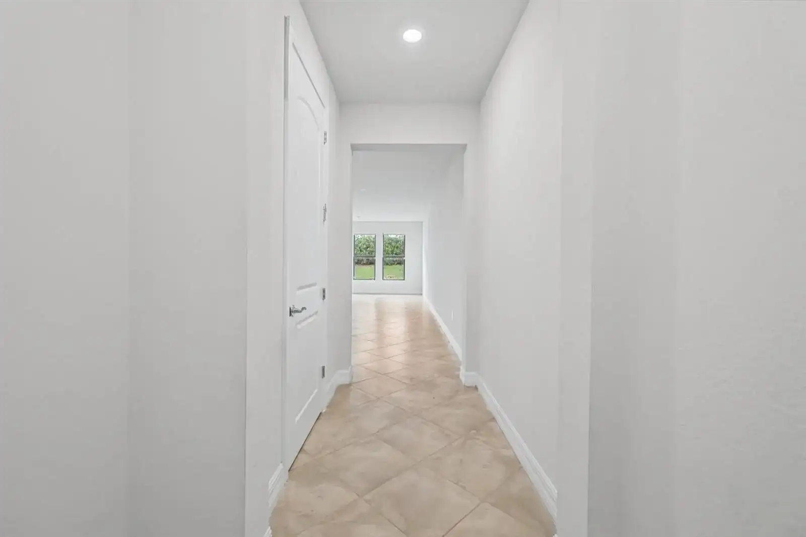 4488 Appleton Circle E, Oakland Park FL 33309 photo 4
