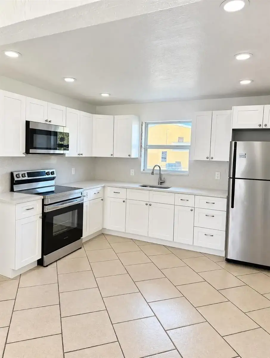 4356 ANNA Lane, Palm Springs FL 33406 photo 2
