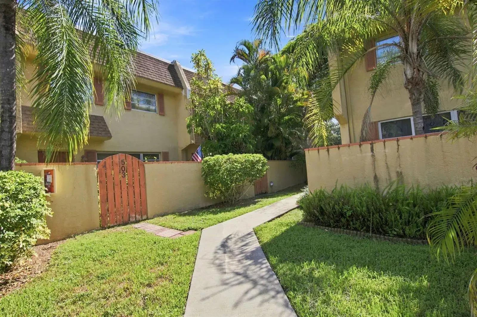 7175 Nova Drive, Davie FL 33317 photo 2