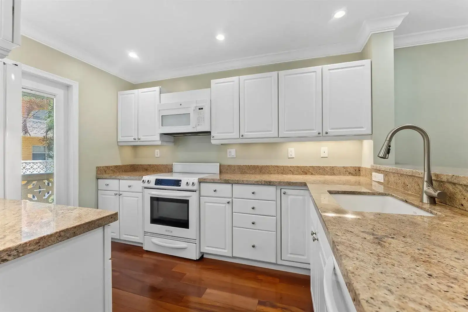815 Middle River Drive # 202, Fort Lauderdale FL 33304 photo 3