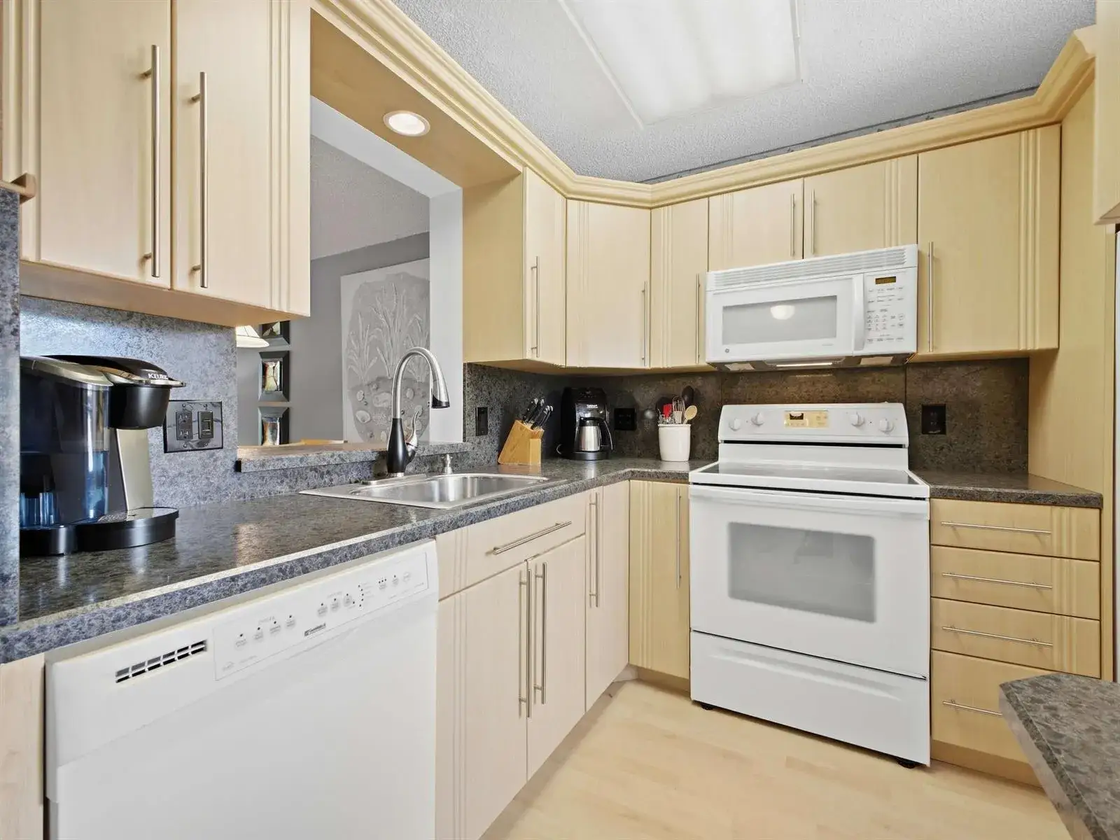 7145 Huntington Lane # 205, Delray Beach FL 33446