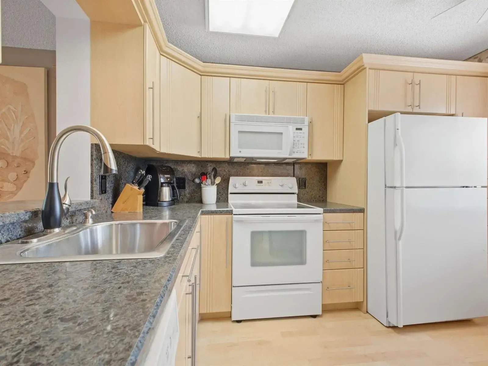 7145 Huntington Lane # 205, Delray Beach FL 33446 photo 3