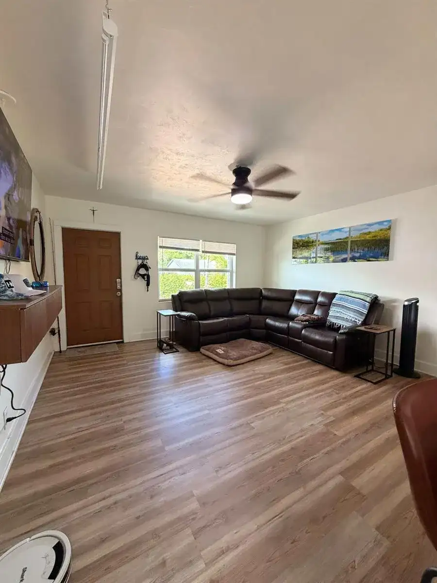 175 E 24TH Street, Riviera Beach FL 33404 photo 4