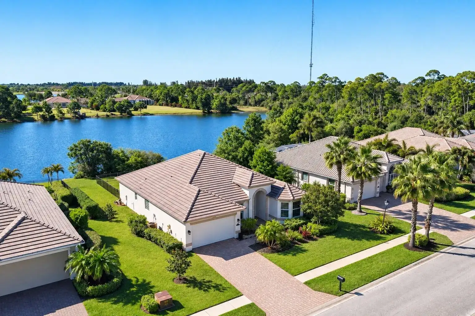 7621 Fieldstone Ranch Square, Vero Beach FL 32967 photo 2