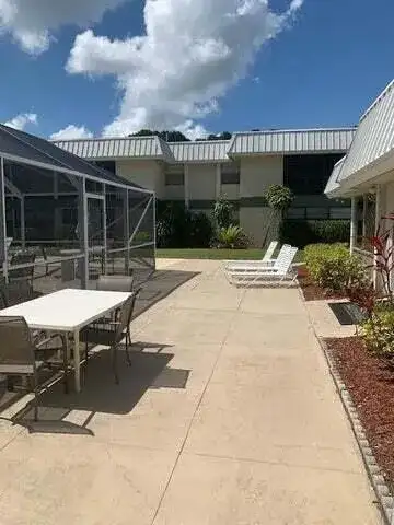 2302 Sunrise Boulevard # 202, Fort Pierce FL 34982 photo 3