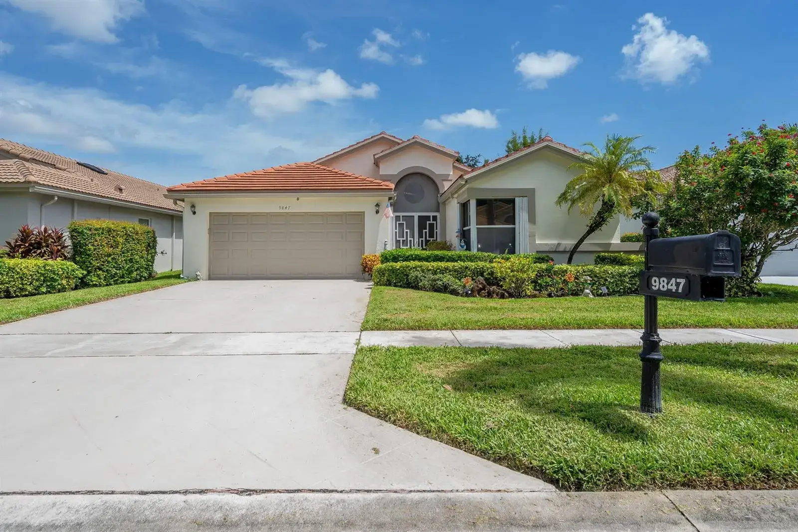9847 Harbour Lake Circle, Boynton Beach FL 33437
