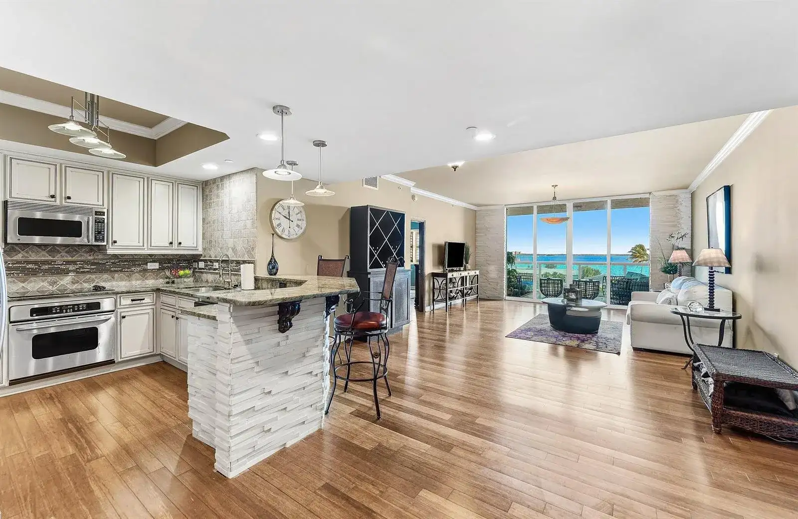 2650 Lake Shore Drive # 401, Riviera Beach FL 33404 photo 3