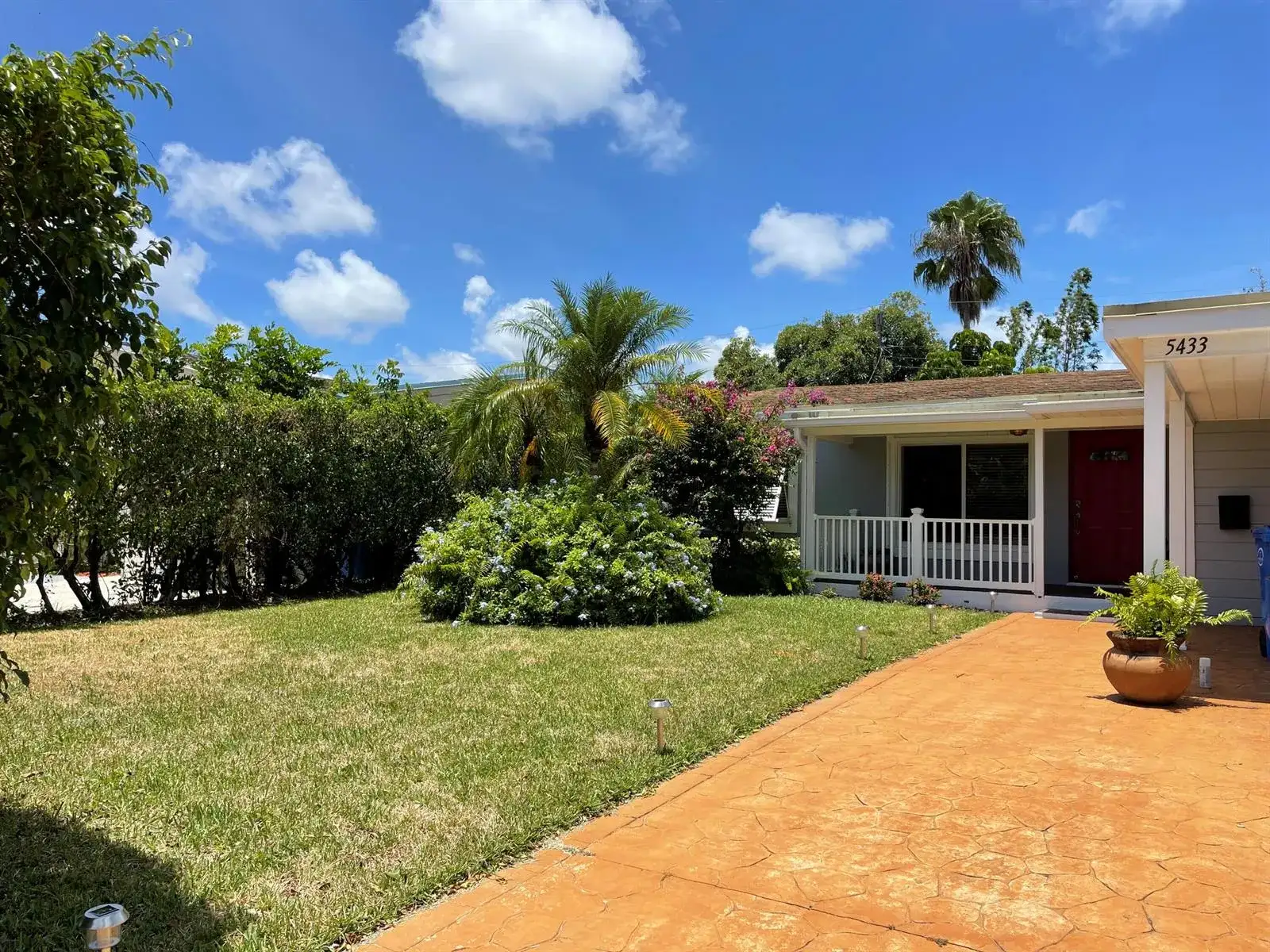 5433 NE 5TH Avenue, Oakland Park FL 33334 photo 2