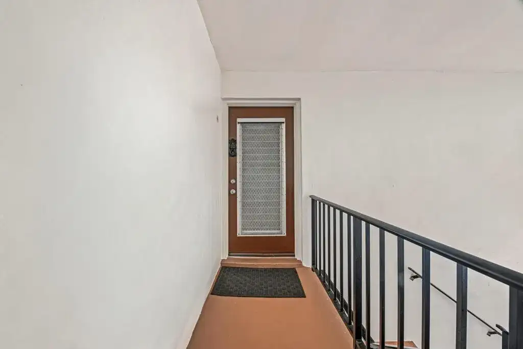 445 LAKE FRANCES Drive # 445, West Palm Beach FL 33411 photo 2