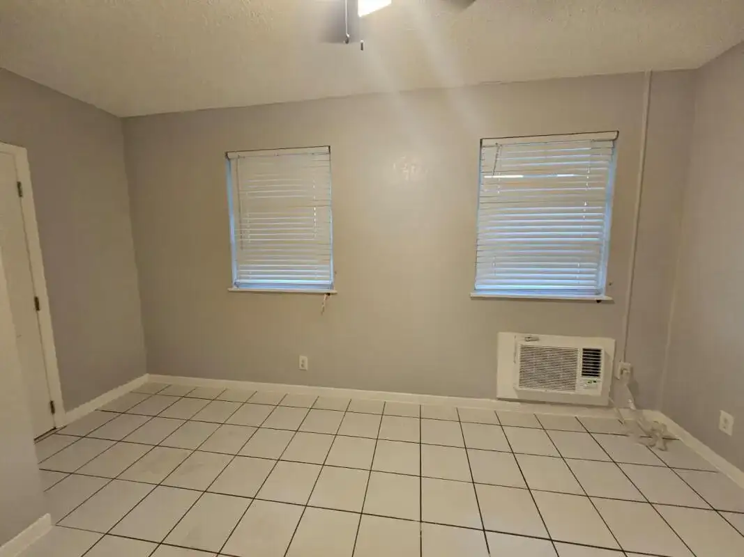 3000 NW 5th Avenue # 15, Boca Raton FL 33431 photo 2