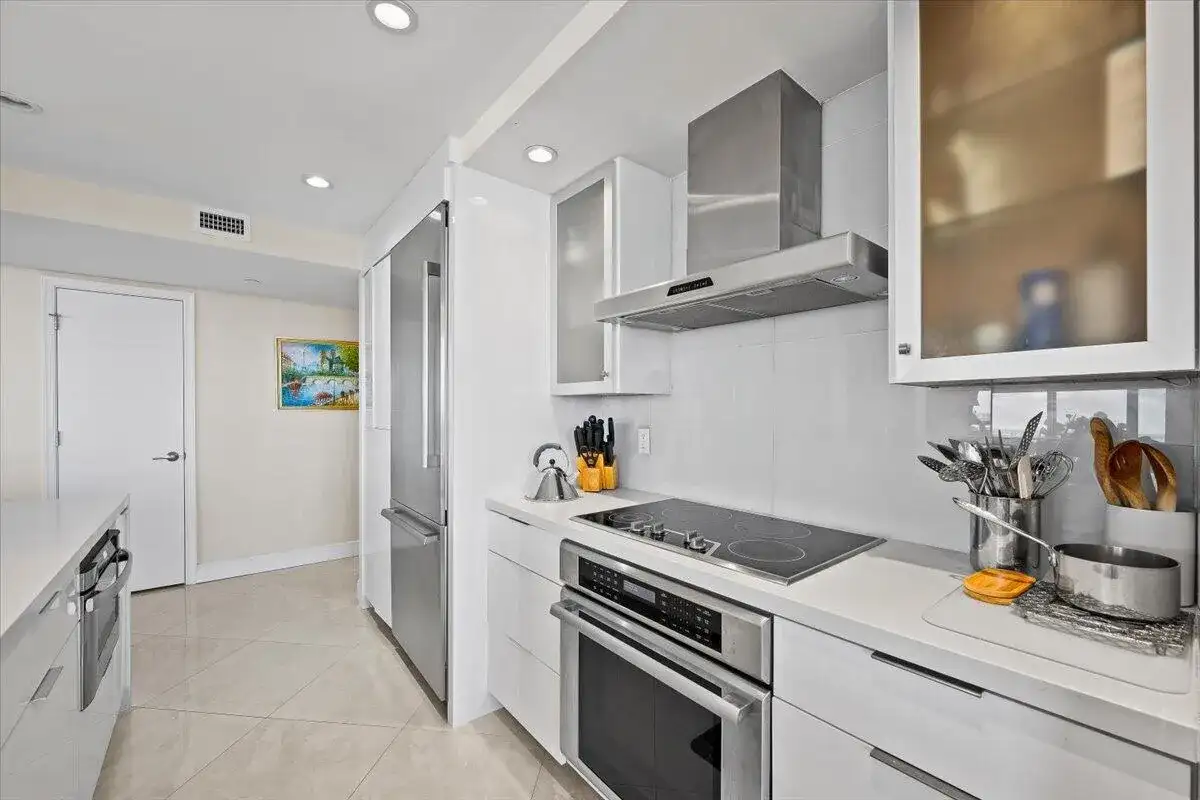 4100 N OCEAN Drive # 2304, Singer Island FL 33404 photo 4