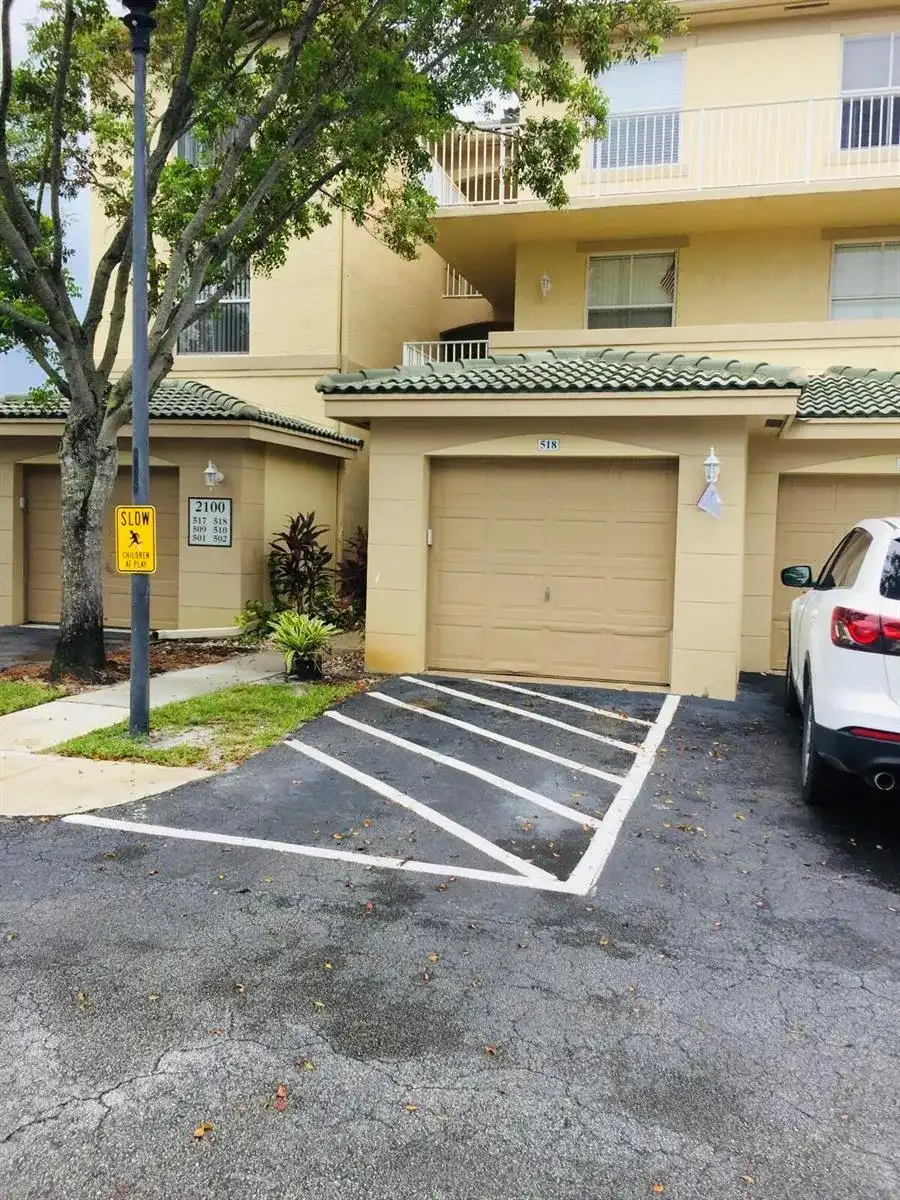 2100 Greenview Shores Boulevard # 518, Wellington FL 33414