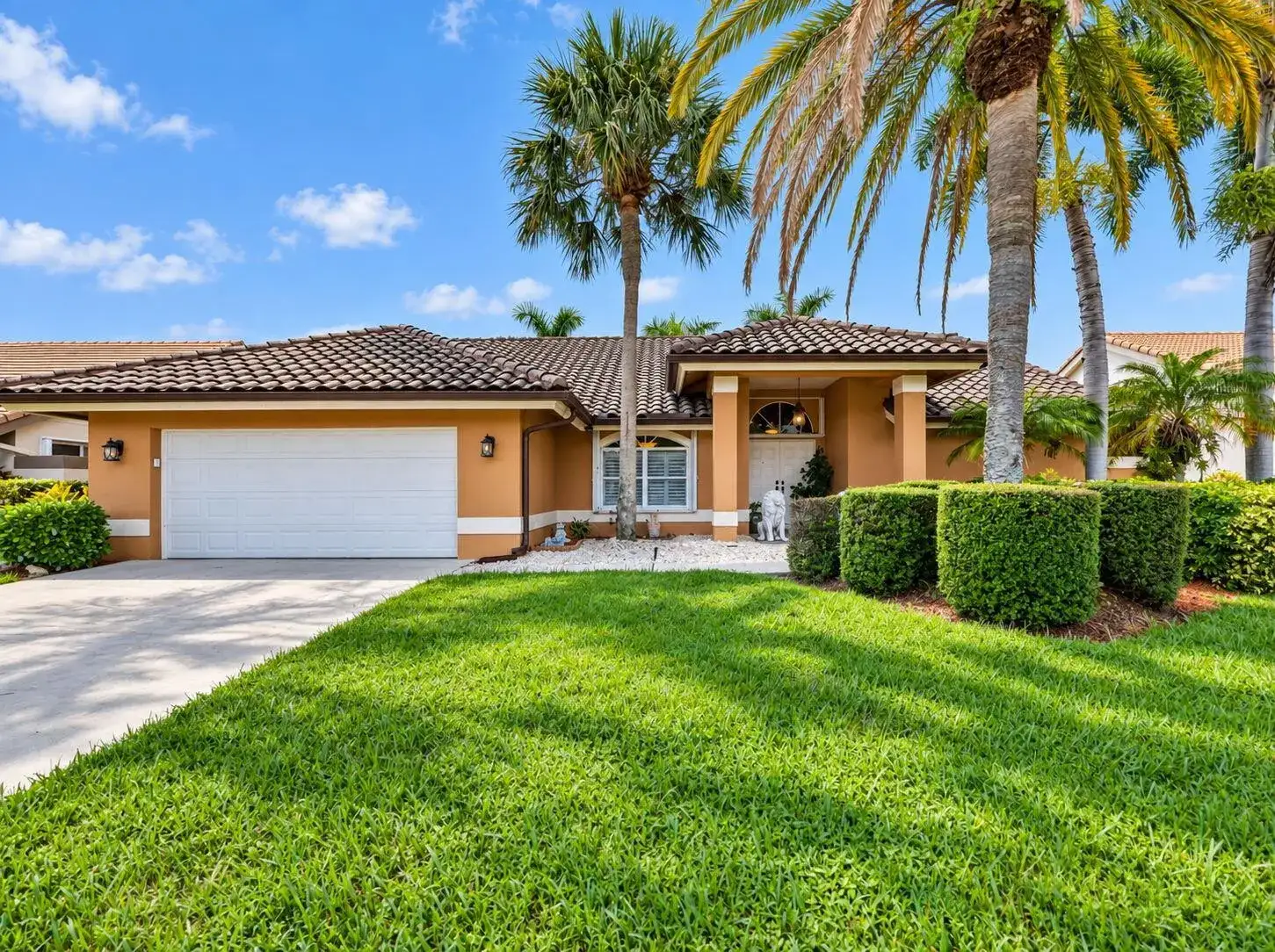 6001 Wedgewood Village Circle, Lake Worth FL 33463 photo 2
