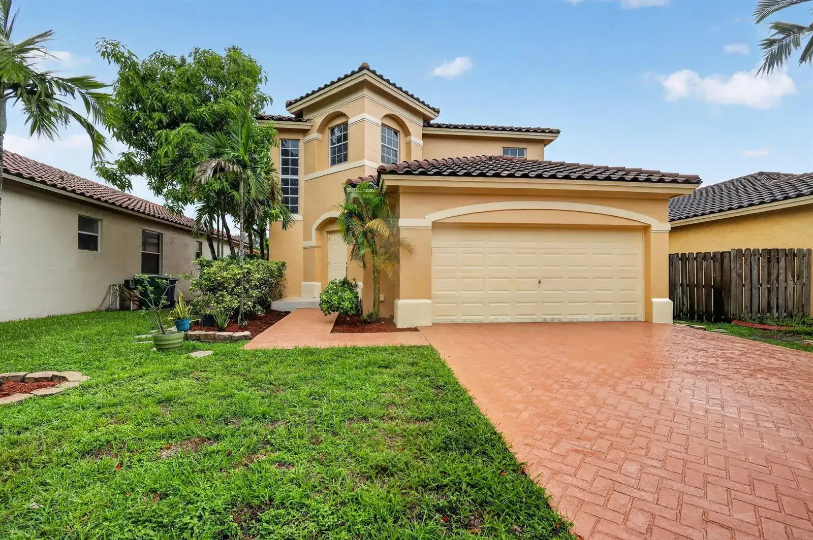12823 SW 53rd ct Court, Miramar FL 33027 photo 2