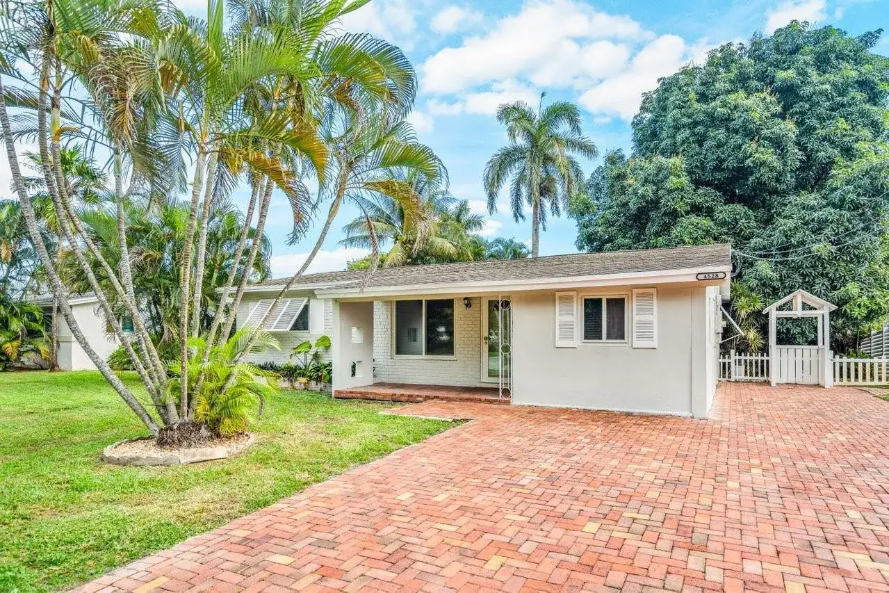 4528 SW 28TH Terrace, Dania Beach FL 33312 photo 3