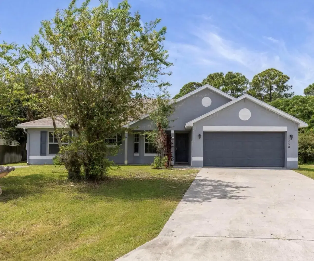 1098 SW SW Du Bois Avenue, Port St. Lucie FL 34953
