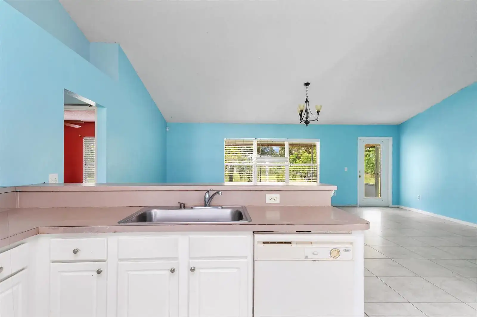 1098 SW SW Du Bois Avenue, Port St. Lucie FL 34953 photo 4